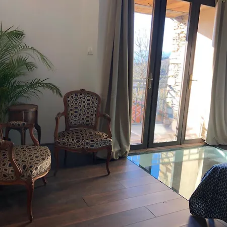 Hébergement de vacances Le De Cécile Mons (Herault)
